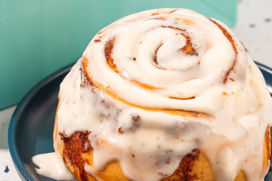 close up shot of a cinnamon roll