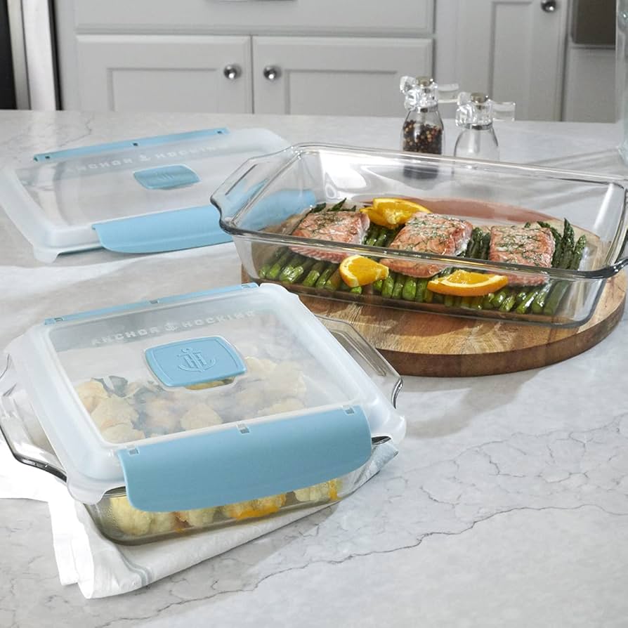 reusable glass container with lid holding food