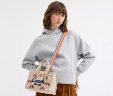 Shopping Guide Webpage (392 x 333 px)